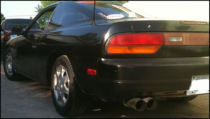 http://i82.photobucket.com/albums/j257/scott213/1990 Nissan 240sx/18.jpg